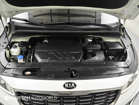 Kia Carnival — photo 06