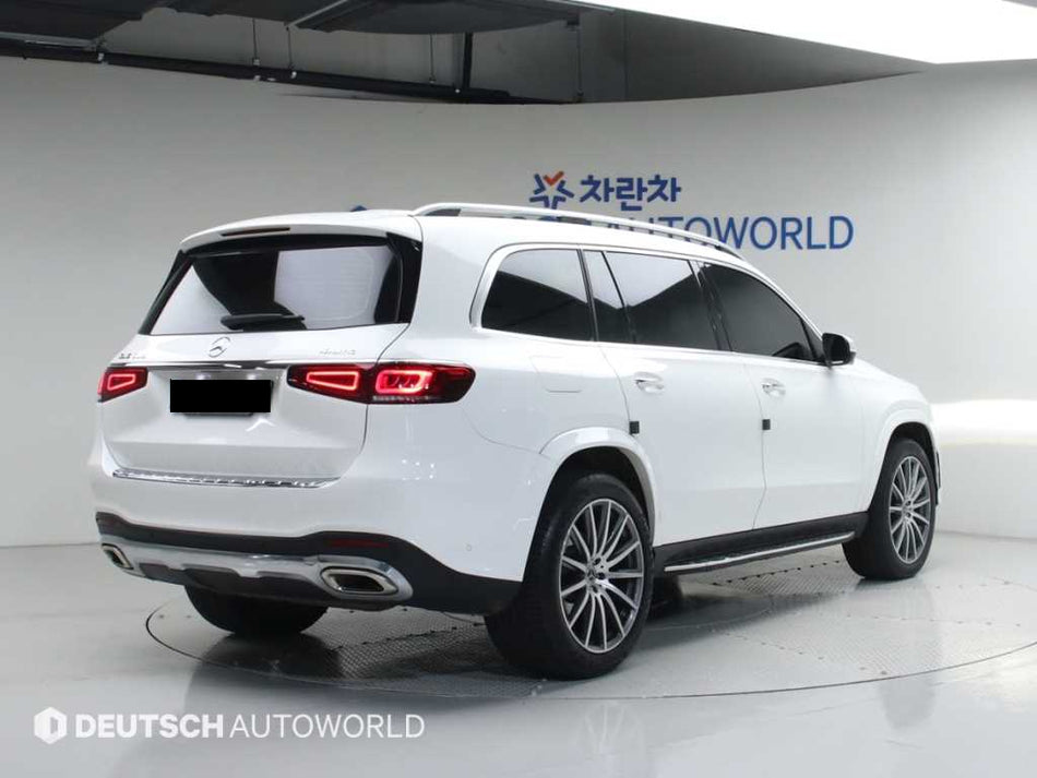 Mercedes-Benz GLS-Class — photo 02