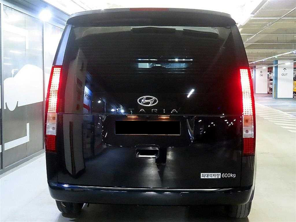 Hyundai Staria — photo 05