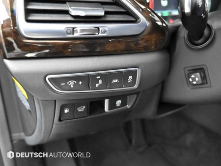 Genesis G90 — photo 17