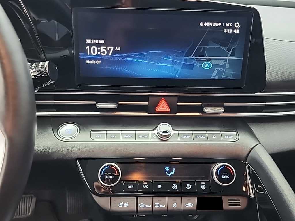 Hyundai Avante — photo 10