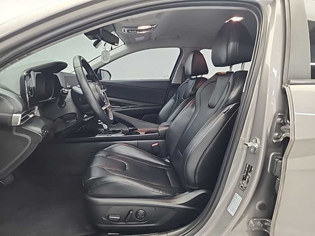 Hyundai Avante — photo 11