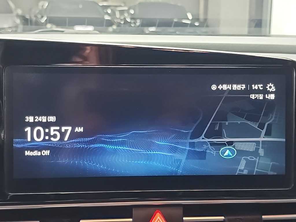 Hyundai Avante — photo 15