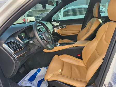 Volvo XC90 — photo 05