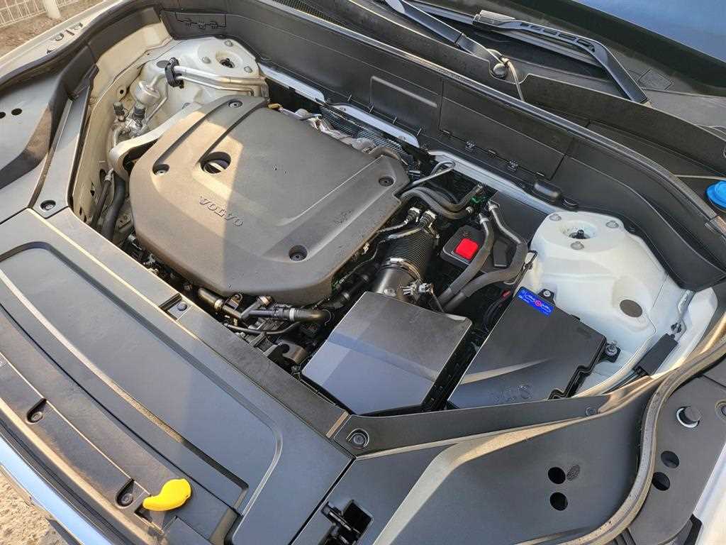 Volvo XC90 — photo 19