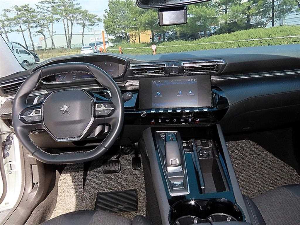 Peugeot 508 — photo 07