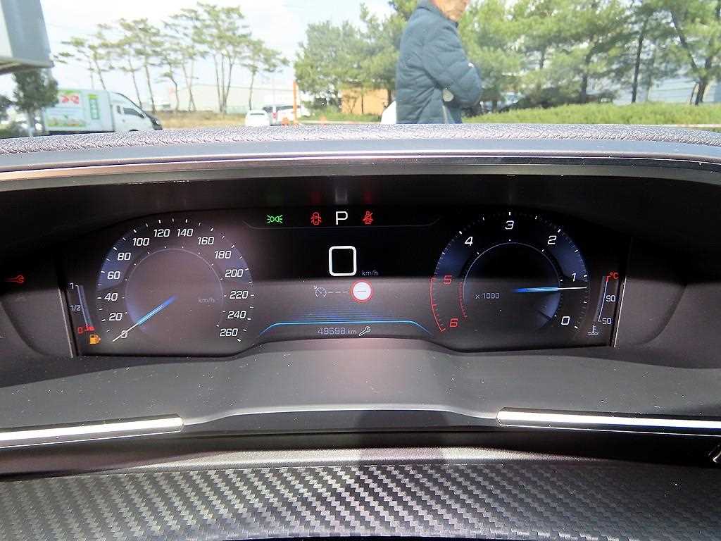 Peugeot 508 — photo 09