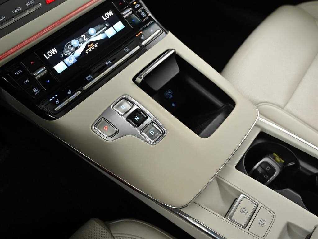 Hyundai Grandeur — photo 09
