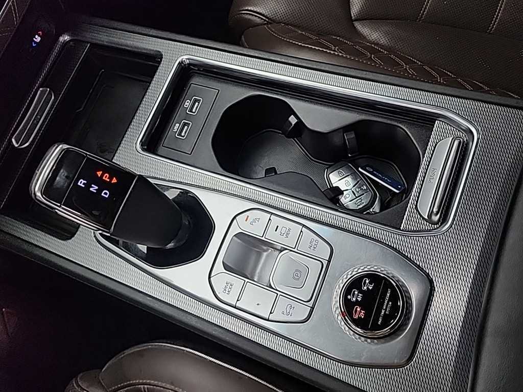 KGM Rexton — photo 09