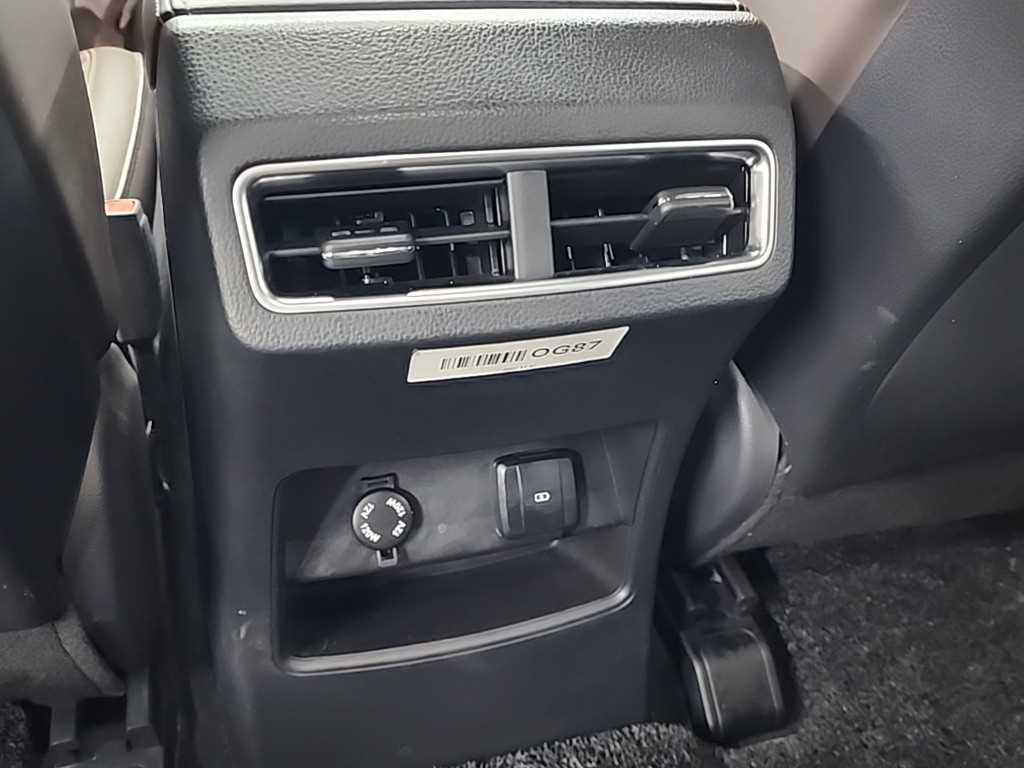 KGM Rexton — photo 15