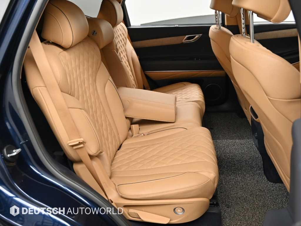Genesis GV80 — photo 12
