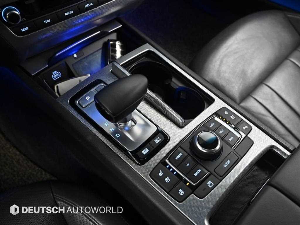 Genesis G80 — photo 07