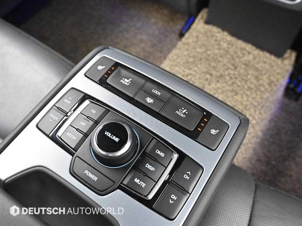 Genesis G80 — photo 15