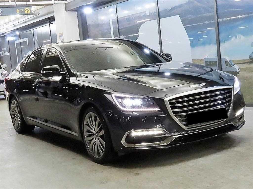 Genesis G80 — photo 01