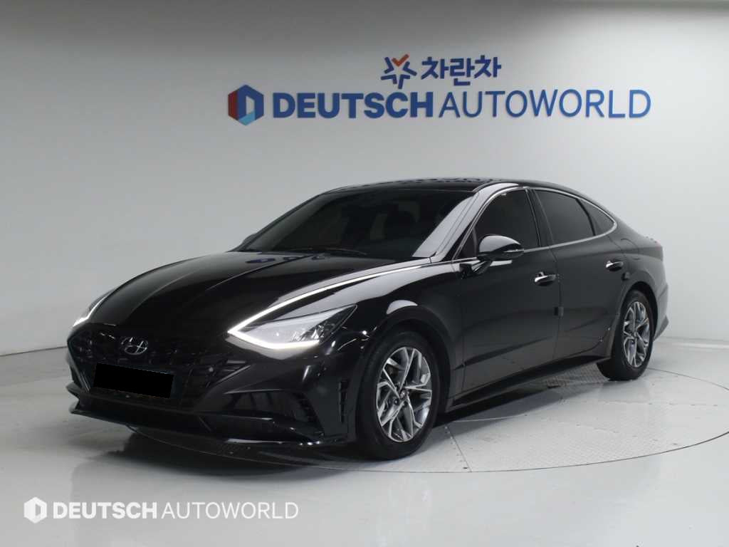 Hyundai Sonata — photo 01
