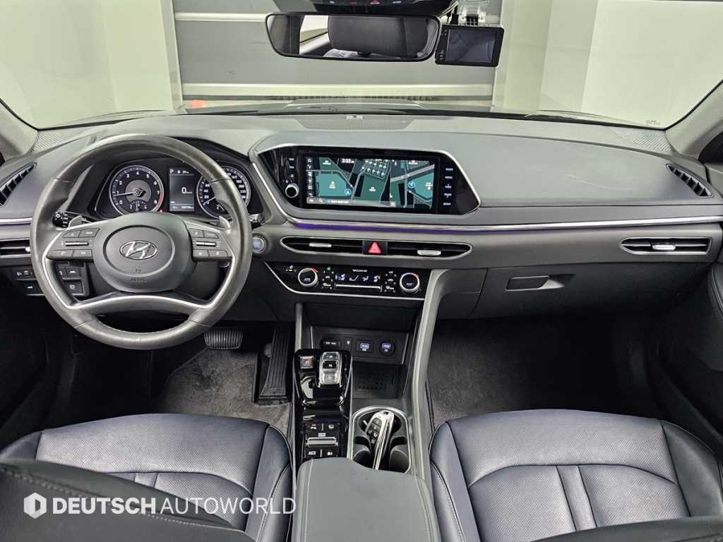 Hyundai Sonata — photo 07