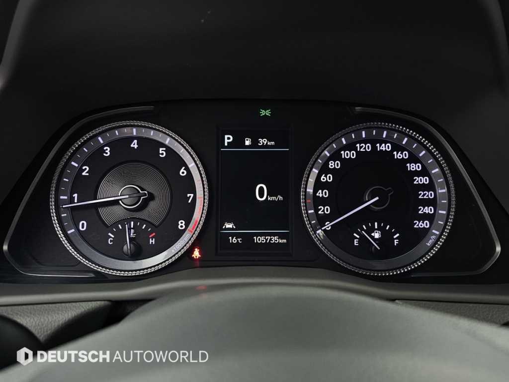 Hyundai Sonata — photo 08