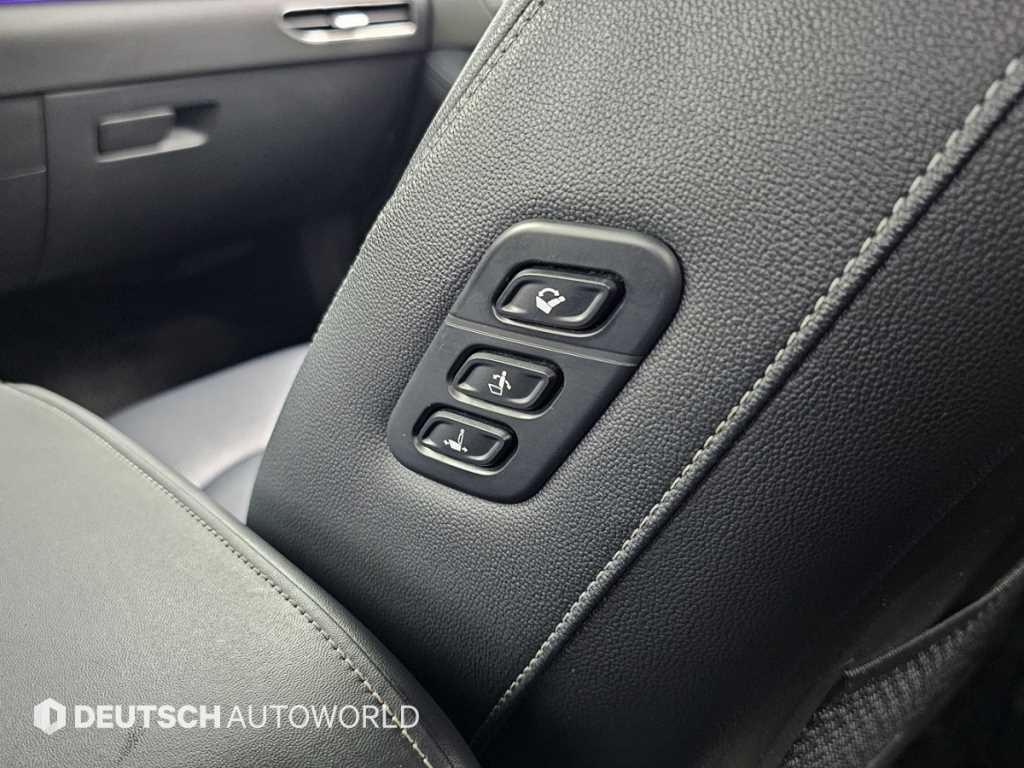 Hyundai Sonata — photo 16