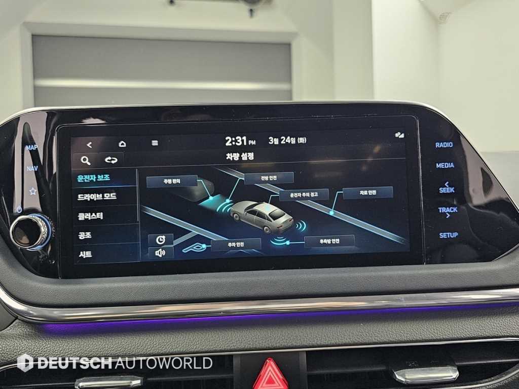 Hyundai Sonata — photo 17