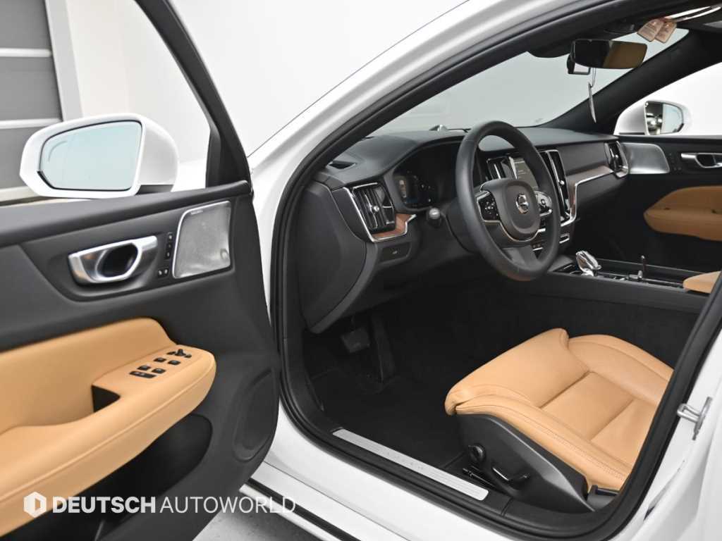 Volvo S60 — photo 11