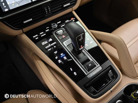 Porsche Cayenne — photo 09