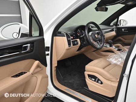 Porsche Cayenne — photo 11