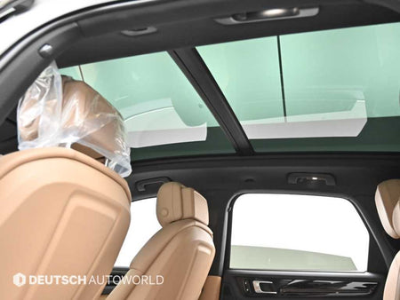 Porsche Cayenne — photo 18