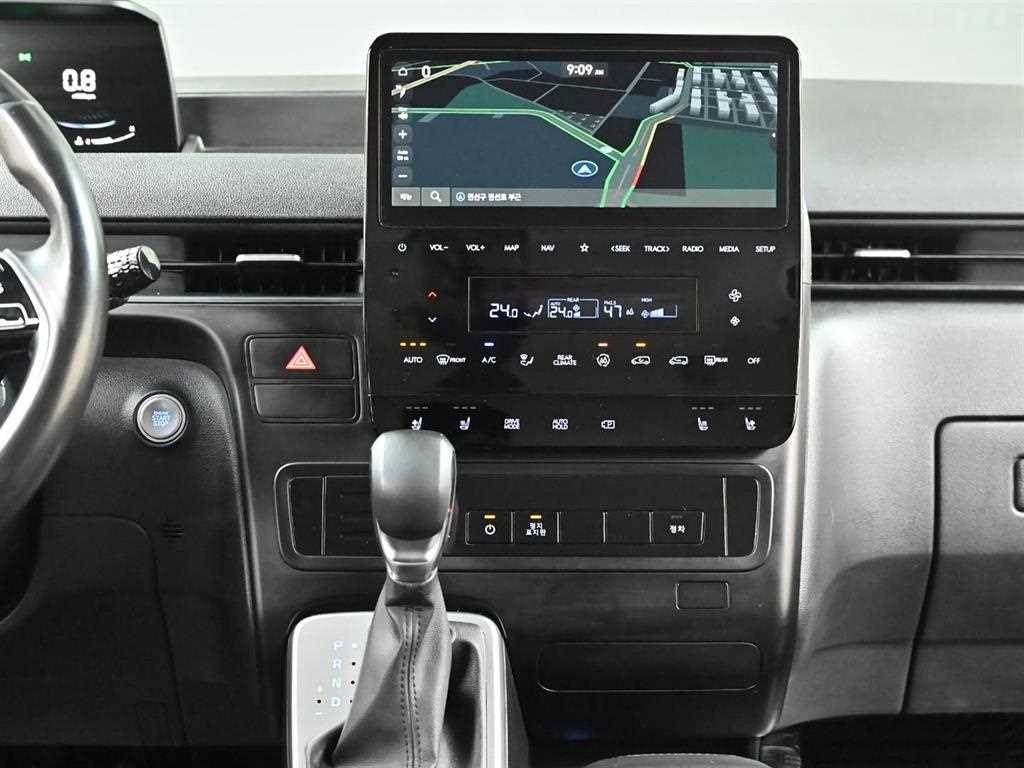 Hyundai Staria — photo 13