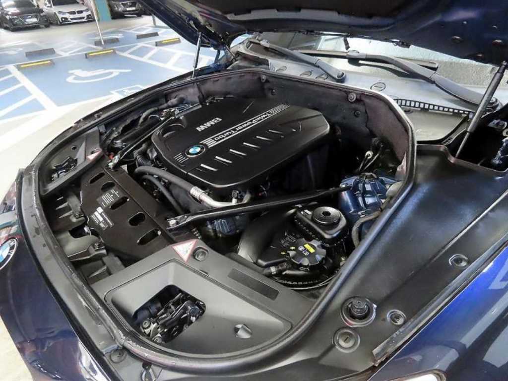 BMW Gran Turismo — photo 14