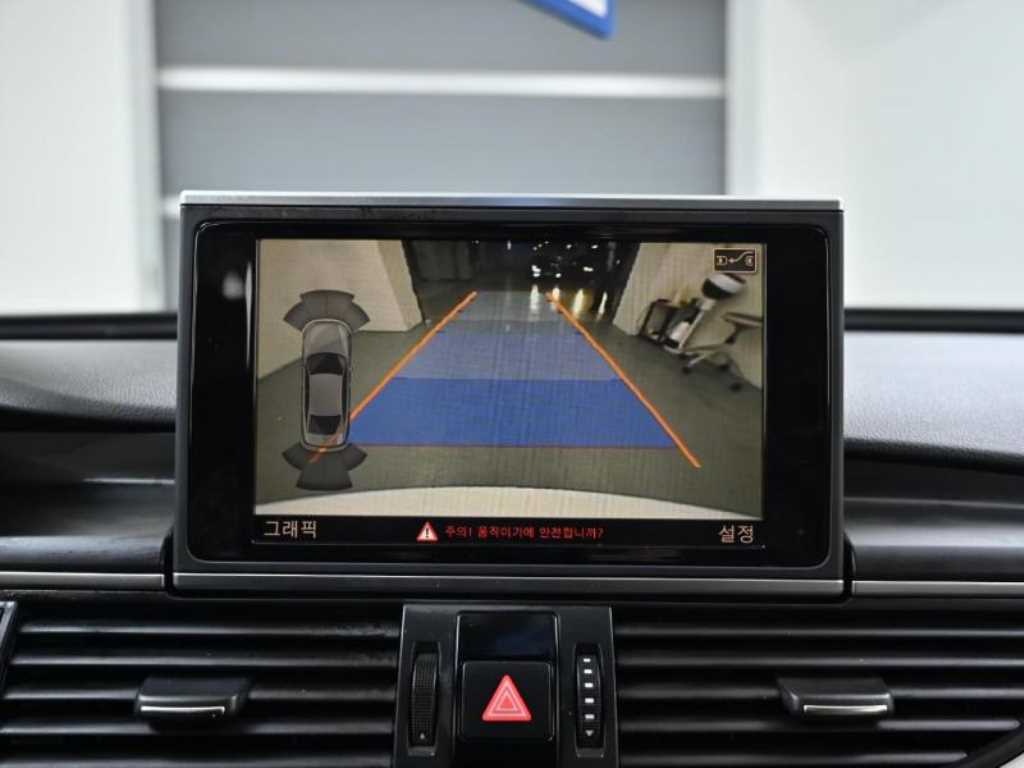 Audi A6 — photo 15