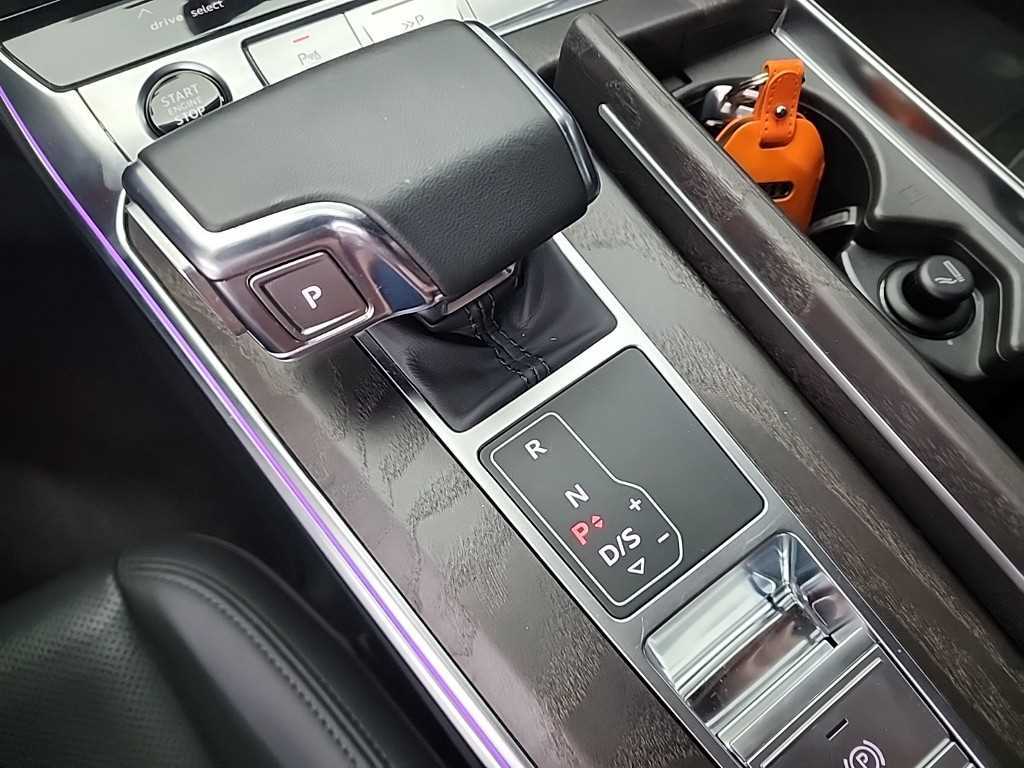 Audi A6 — photo 08