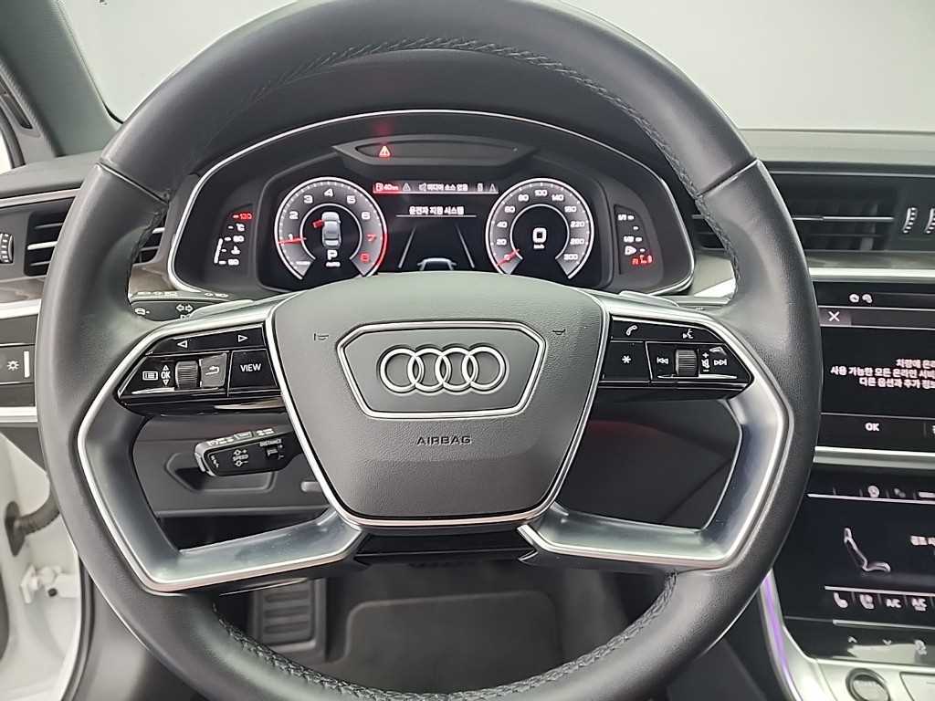 Audi A6 — photo 09