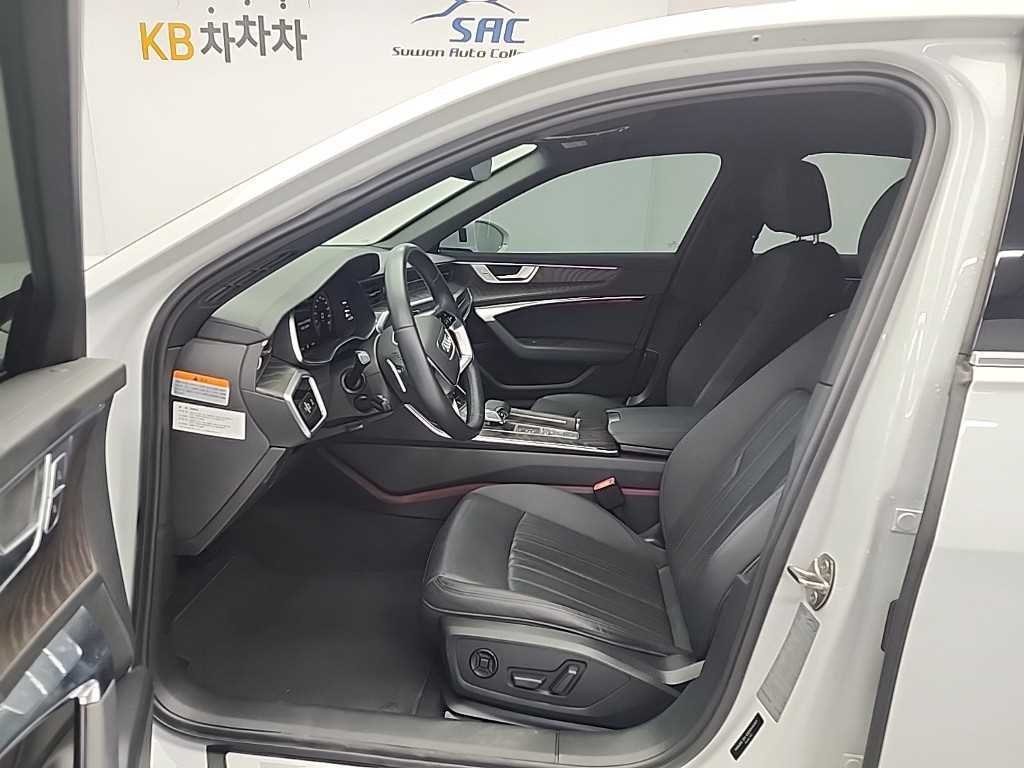 Audi A6 — photo 11
