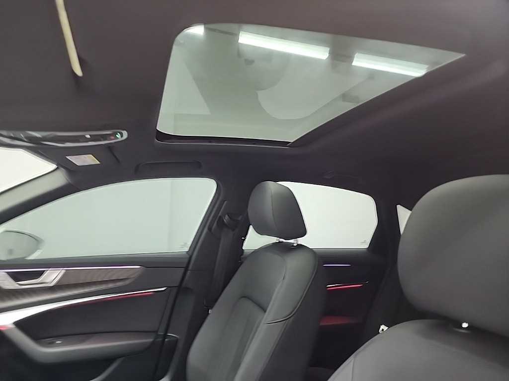 Audi A6 — photo 14