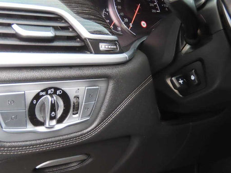 BMW 7-Series — photo 15