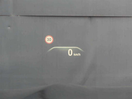 BMW 7-Series — photo 17