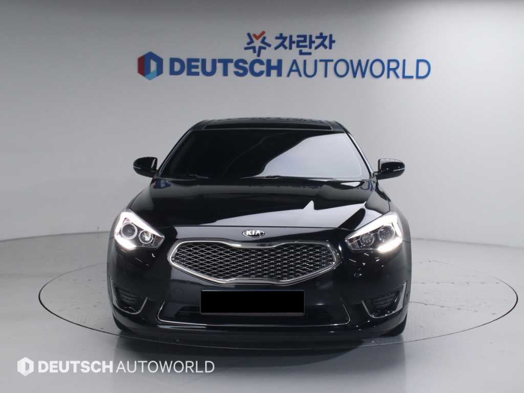 Kia K7 — photo 03