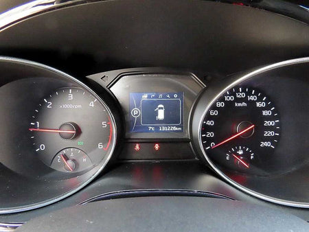 Kia Carnival — photo 10
