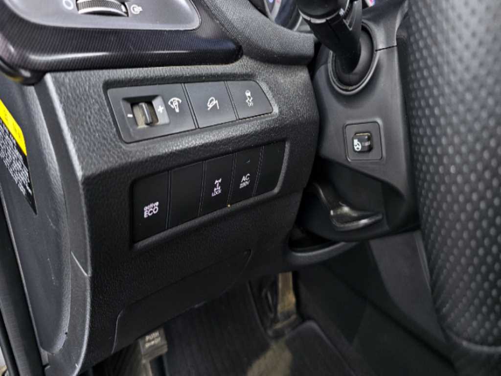 Hyundai Maxcruz — photo 14