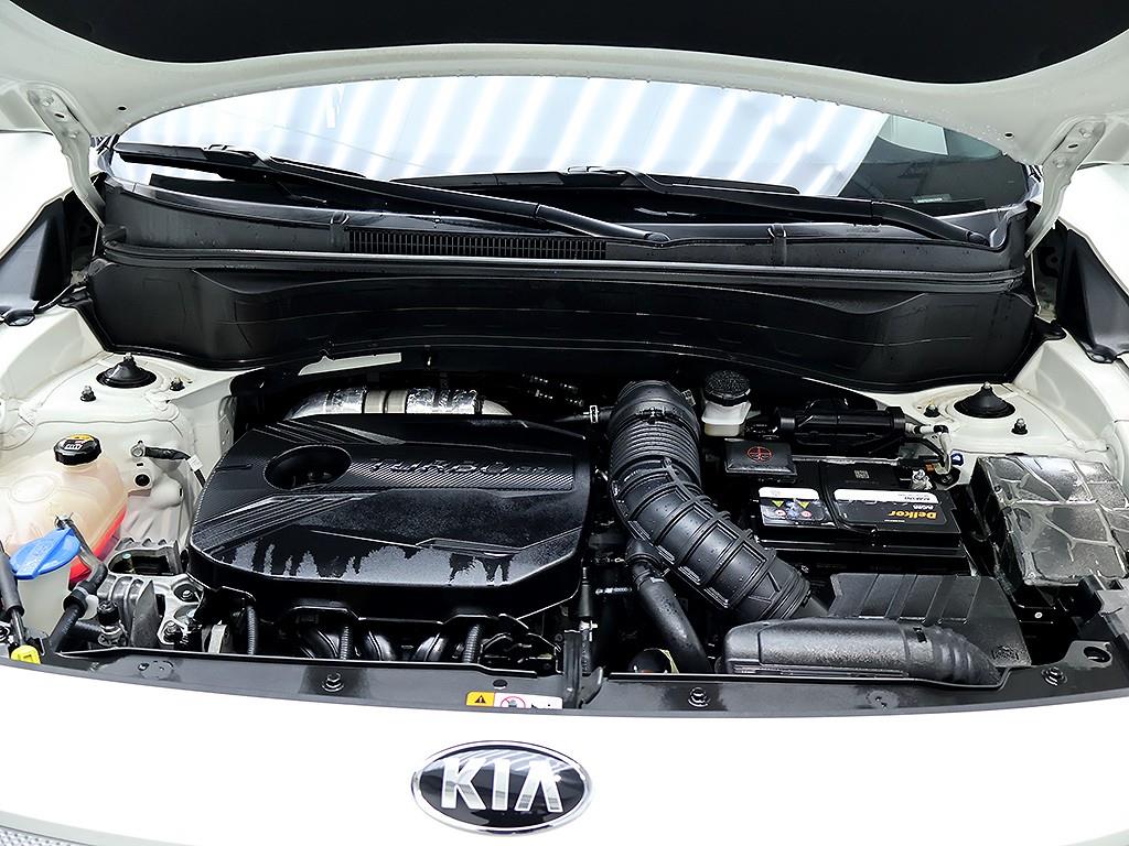 Kia Seltos — photo 07