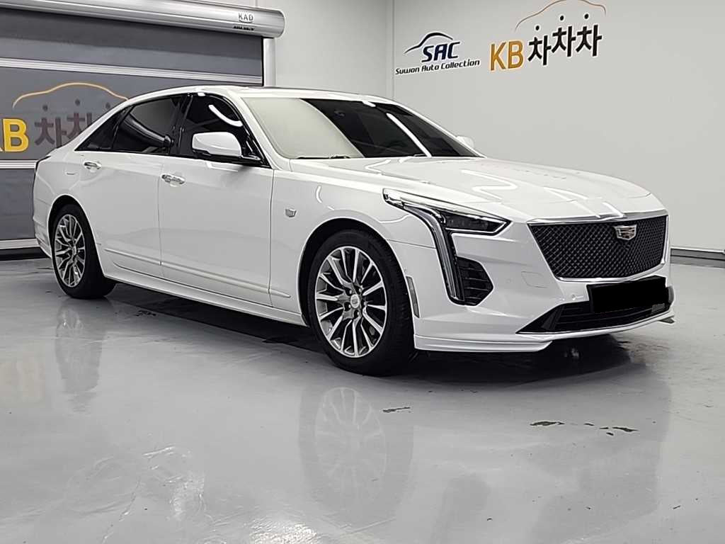 Cadillac CT6 — photo 04