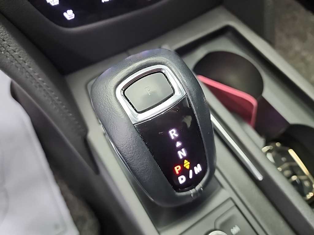 Cadillac CT6 — photo 08