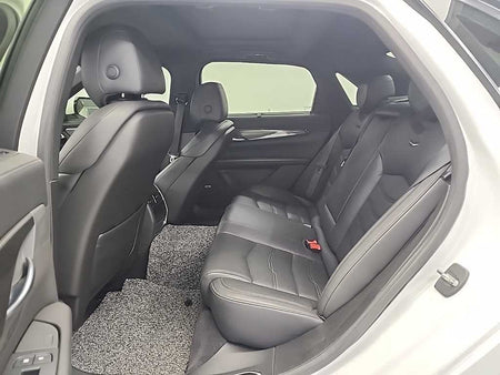 Cadillac CT6 — photo 12