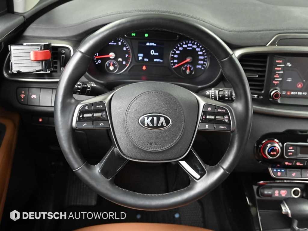 Kia Sorento — photo 13