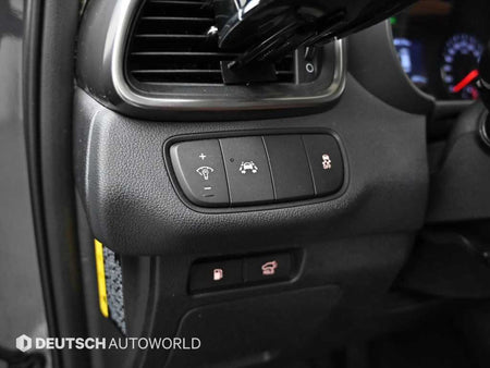 Kia Sorento — photo 17