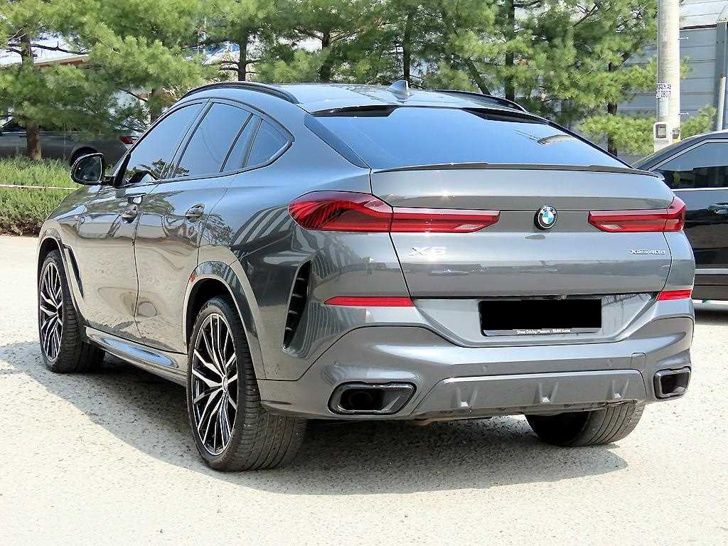 BMW X6 — photo 03