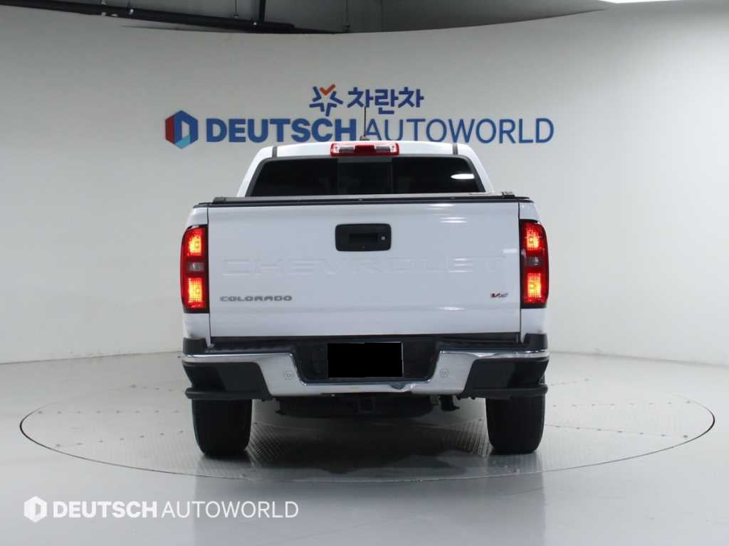 CHEVROLET Colorado — photo 04