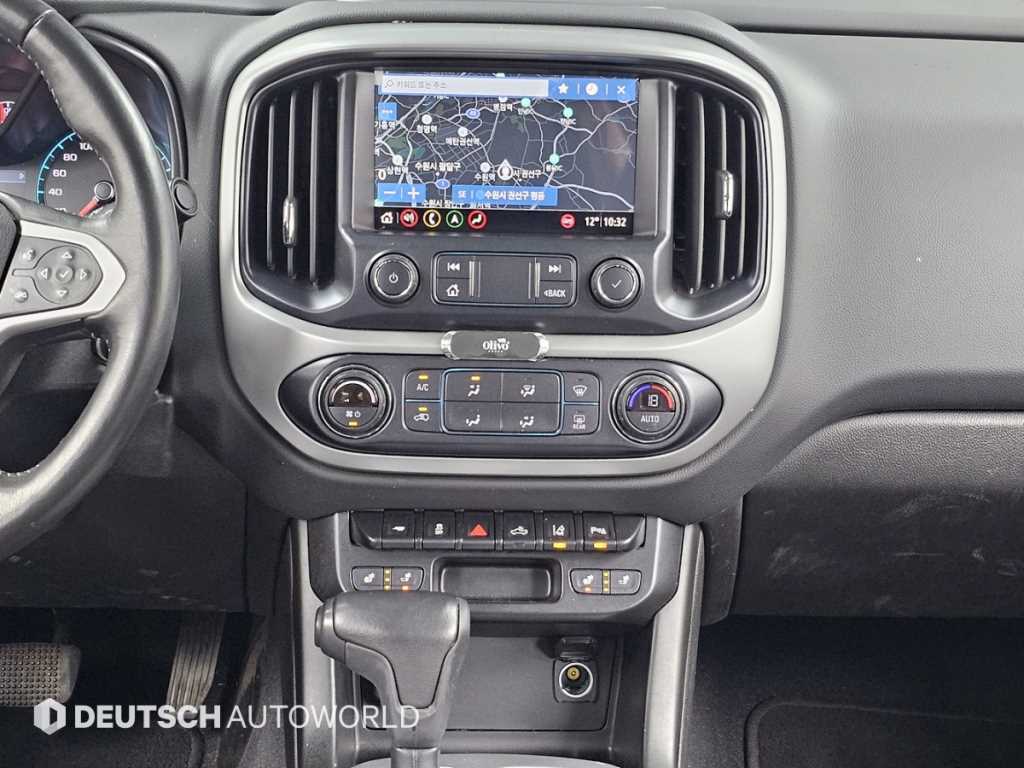 CHEVROLET Colorado — photo 14
