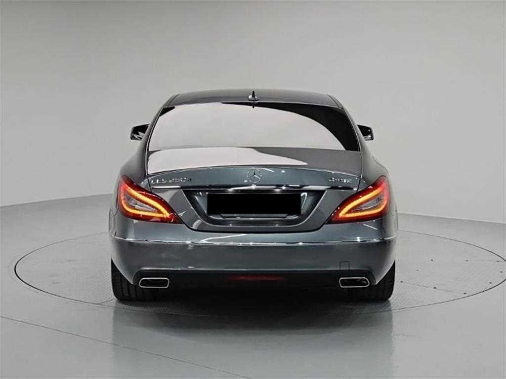 Mercedes-Benz CLS-Class — photo 03