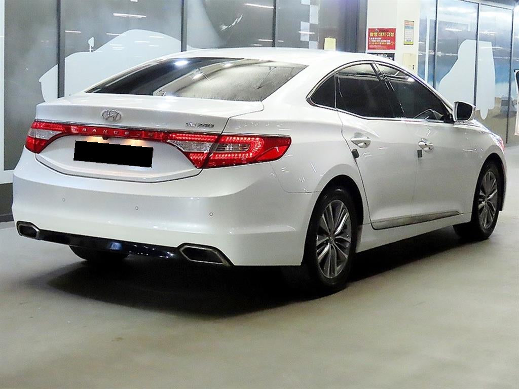 Hyundai Grandeur — photo 04